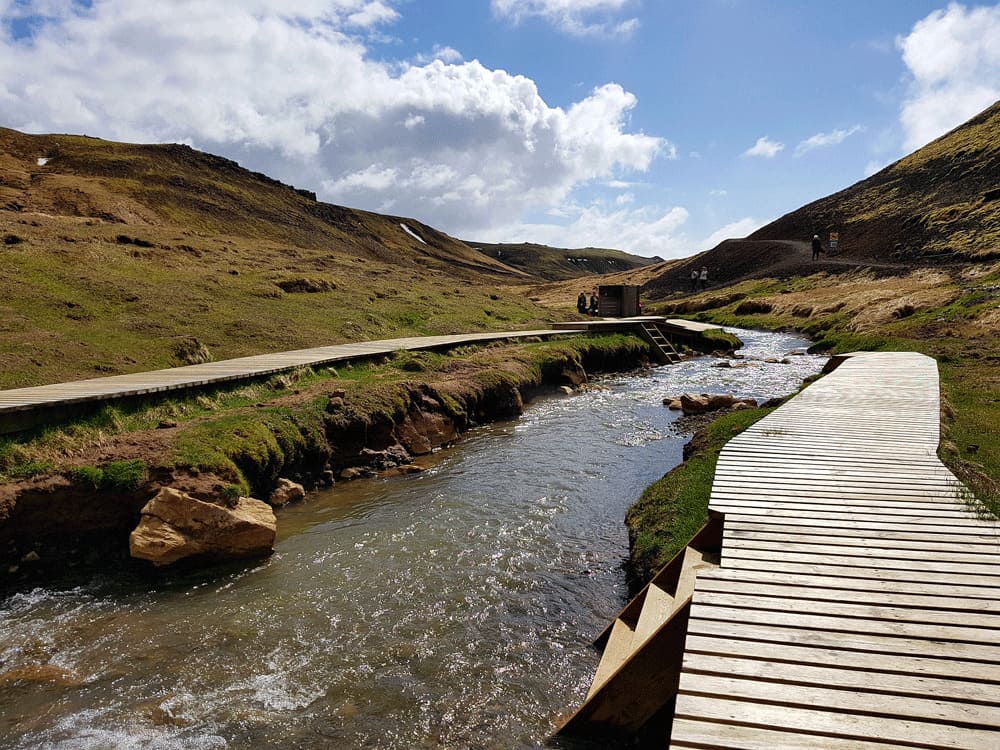 Warme rivier Reykjadalur vallei IJsland